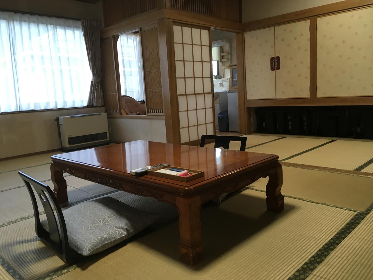 Ryokan Hayato Цуруока Экстерьер фото